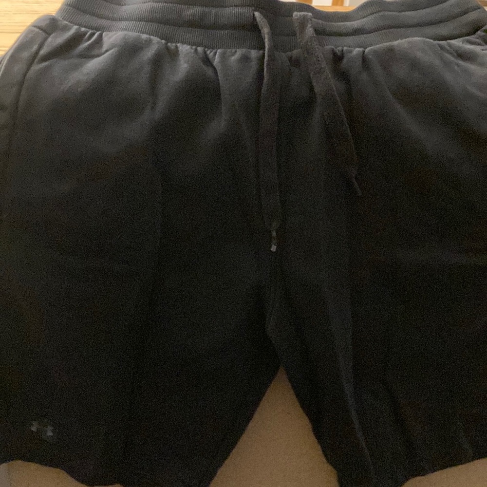 Under Armour Shorts large.